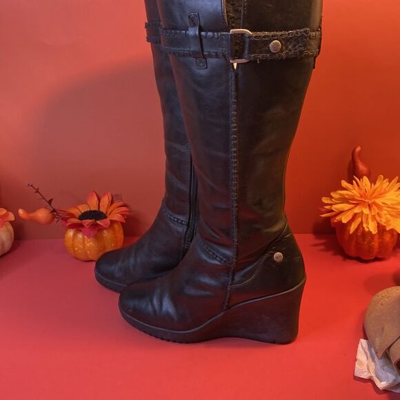 Ugg boots SZ 7 - Picture 2 of 7